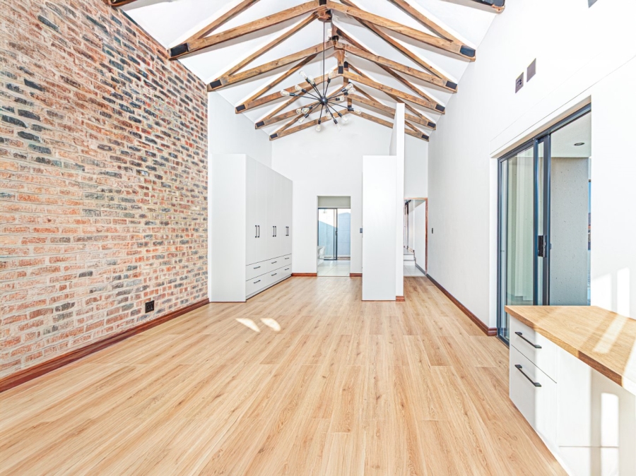 4 Bedroom Property for Sale in Landsmeer Residential Estate North West